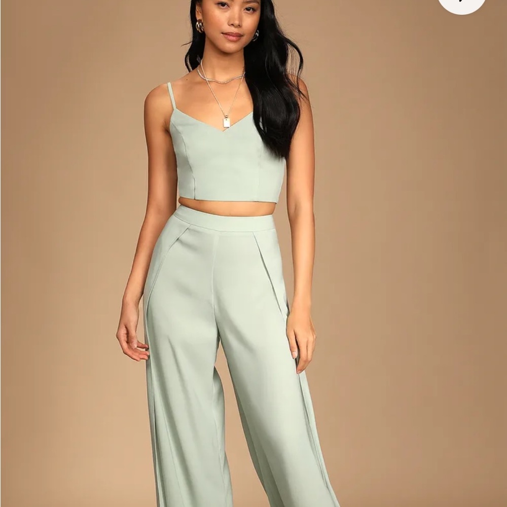 Lulus 2 piece sage green set small out tonight